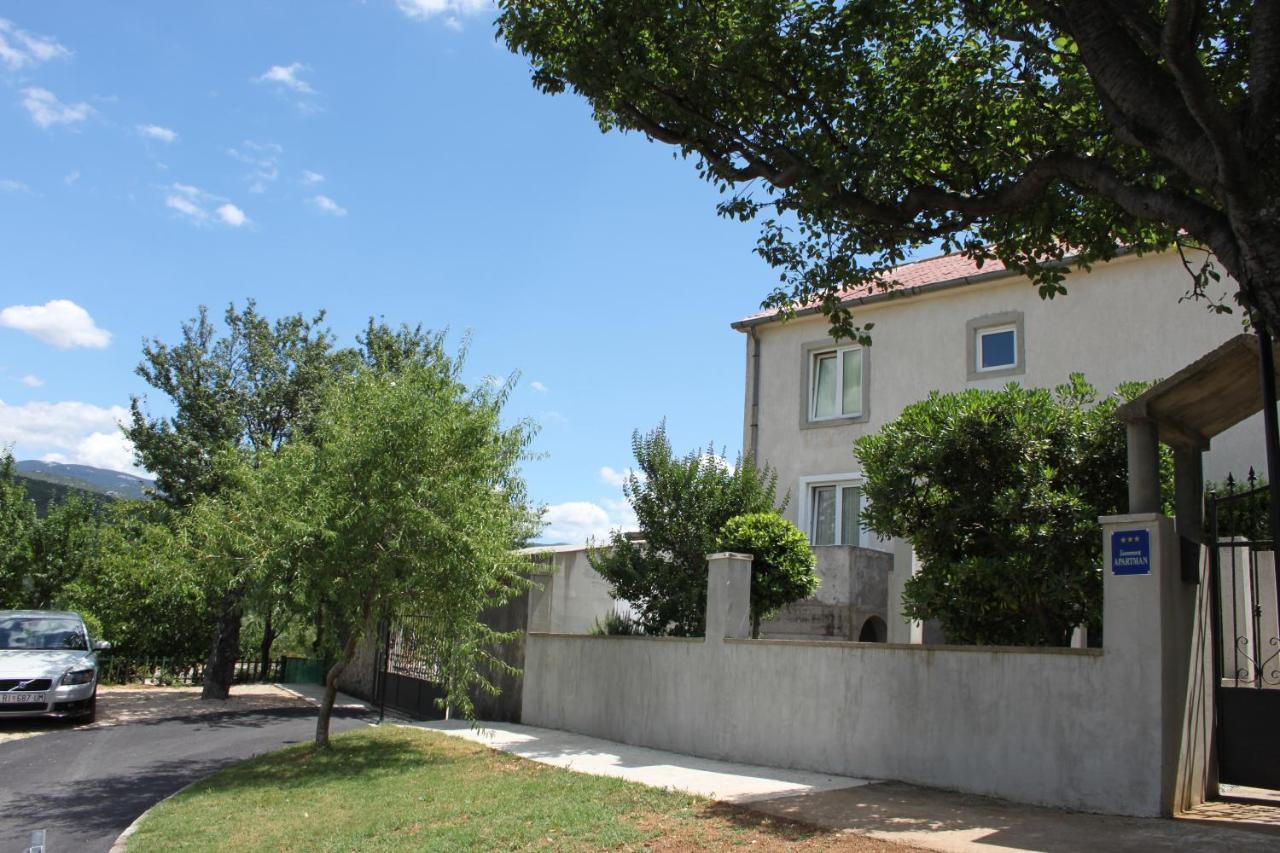 Apartmani Dienes Novi Vinodolski Kültér fotó